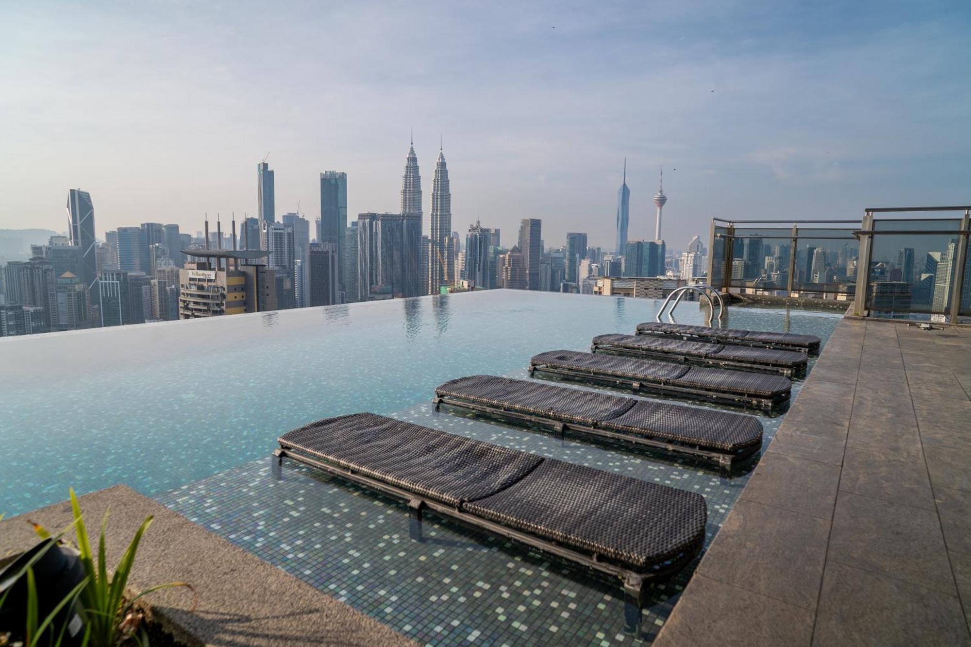 Apartamento Expressionz Klcc By Mana-Mana Kuala Lumpur Exterior foto